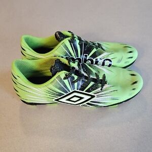 Umbro Green Youth Soccer Cleats